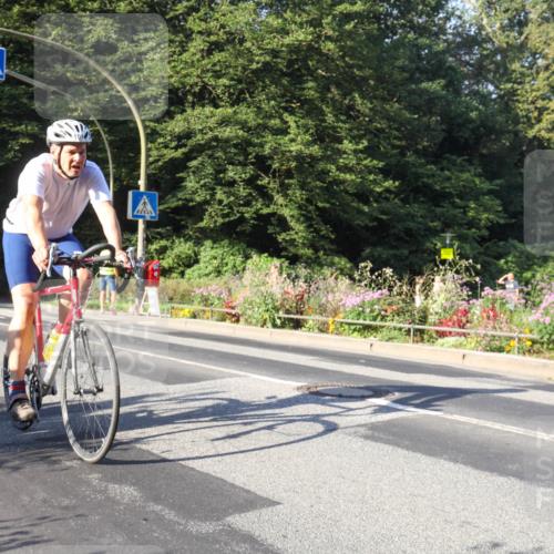 08.09.2024 - Stadtparktriathlon Zöllner http://msf.ph/oto/7039160 08.09.2024 09:12:39 Radfahren 104, 132, 150, 157 meine-sportfotos.de