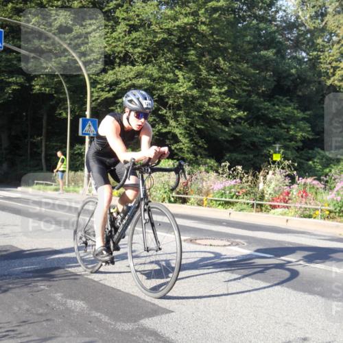08.09.2024 - Stadtparktriathlon Zöllner http://msf.ph/oto/7039209 08.09.2024 09:13:58 Radfahren 65, 126 meine-sportfotos.de