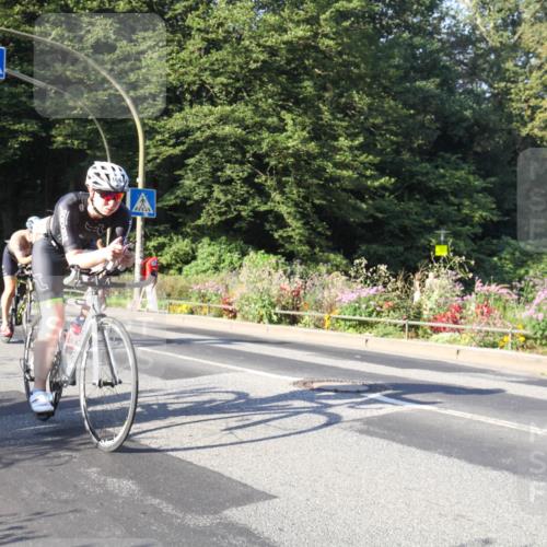 08.09.2024 - Stadtparktriathlon Zöllner http://msf.ph/oto/7039238 08.09.2024 09:14:20 Radfahren 39, 51, 77, 102, 105, 143, 158, 162, 166 meine-sportfotos.de
