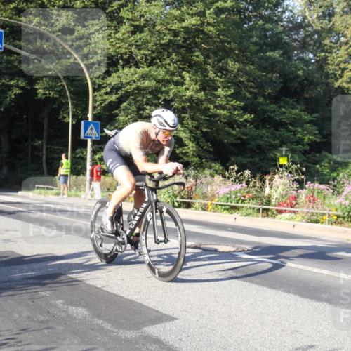 08.09.2024 - Stadtparktriathlon Zöllner http://msf.ph/oto/7039243 08.09.2024 09:14:26 Radfahren 6, 14, 48, 110 meine-sportfotos.de