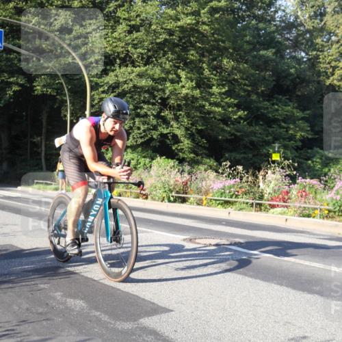 08.09.2024 - Stadtparktriathlon Zöllner http://msf.ph/oto/7039247 08.09.2024 09:14:30 Radfahren 14, 22, 48, 110 meine-sportfotos.de