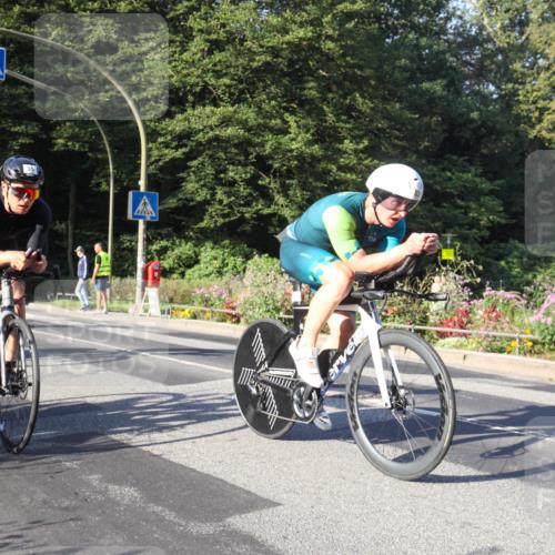 08.09.2024 - Stadtparktriathlon Zöllner http://msf.ph/oto/7039272 08.09.2024 09:15:14 Radfahren 15, 21, 35, 40, 44, 54, 63, 76 meine-sportfotos.de