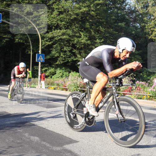 08.09.2024 - Stadtparktriathlon Zöllner http://msf.ph/oto/7039275 08.09.2024 09:15:14 Radfahren 15, 21, 35, 40, 44, 54, 63, 76 meine-sportfotos.de