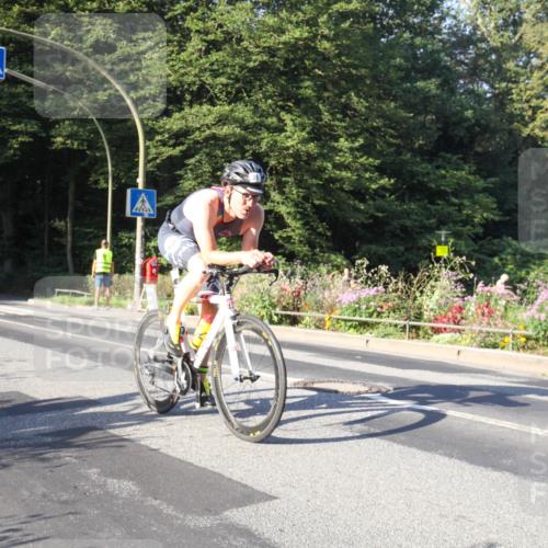 08.09.2024 - Stadtparktriathlon Zöllner http://msf.ph/oto/7039306 08.09.2024 09:15:44 Radfahren 26, 37, 109, 113 meine-sportfotos.de