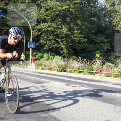 08.09.2024 - Stadtparktriathlon Zöllner http://msf.ph/oto/7039307 08.09.2024 09:15:51 Radfahren 90, 107 meine-sportfotos.de