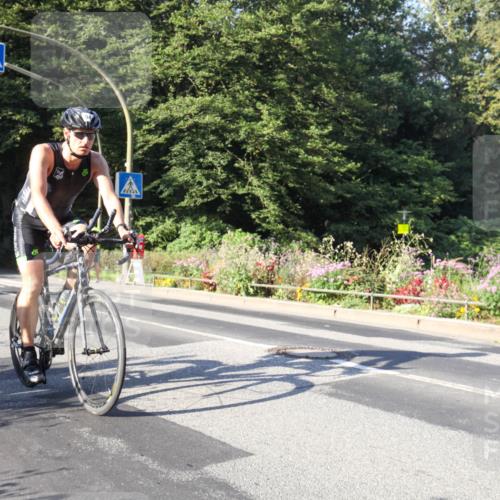 08.09.2024 - Stadtparktriathlon Zöllner http://msf.ph/oto/7039334 08.09.2024 09:16:31 Radfahren 23, 41, 71, 94 meine-sportfotos.de