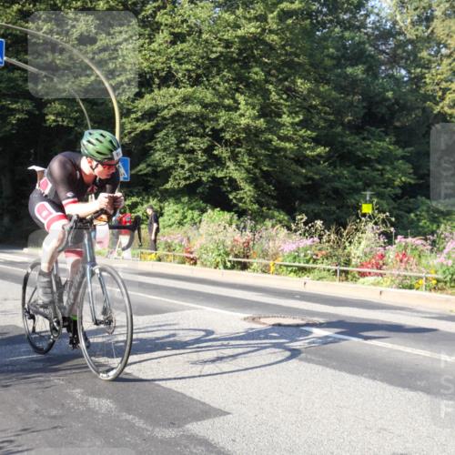 08.09.2024 - Stadtparktriathlon Zöllner http://msf.ph/oto/7039359 08.09.2024 09:17:12 Radfahren 27, 85, 116, 141 meine-sportfotos.de