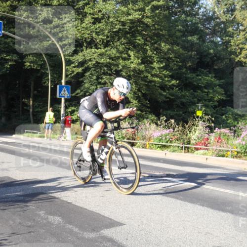 08.09.2024 - Stadtparktriathlon Zöllner http://msf.ph/oto/7039366 08.09.2024 09:17:19 Radfahren 74, 116, 148, 174 meine-sportfotos.de