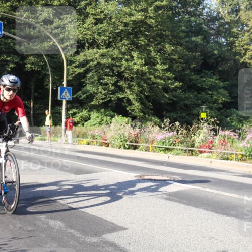 08.09.2024 - Stadtparktriathlon Zöllner http://msf.ph/oto/7039368 08.09.2024 09:17:22 Radfahren 74, 97, 148, 174 meine-sportfotos.de