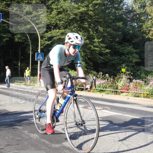 08.09.2024 - Stadtparktriathlon Zöllner http://msf.ph/oto/7039408 08.09.2024 09:18:31 Radfahren 151, 159 meine-sportfotos.de