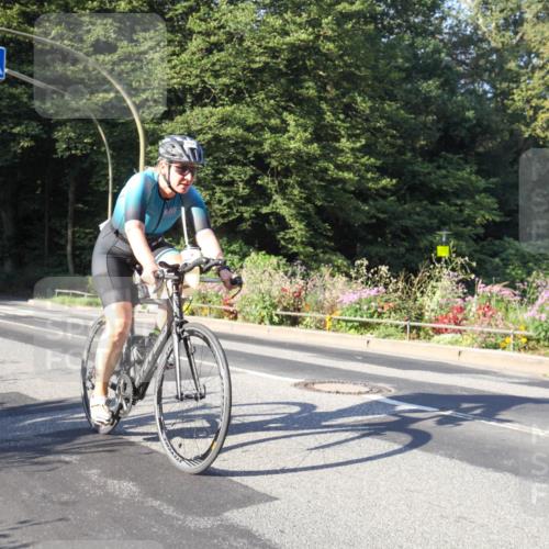 08.09.2024 - Stadtparktriathlon Zöllner http://msf.ph/oto/7039464 08.09.2024 09:20:23 Radfahren 180 meine-sportfotos.de