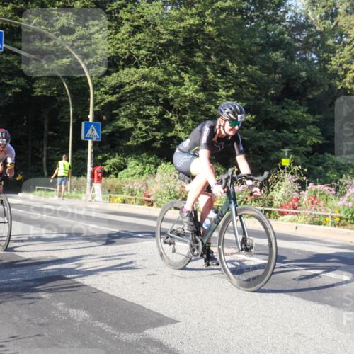 08.09.2024 - Stadtparktriathlon Zöllner http://msf.ph/oto/7039499 08.09.2024 09:21:18 Radfahren 162, 168 meine-sportfotos.de