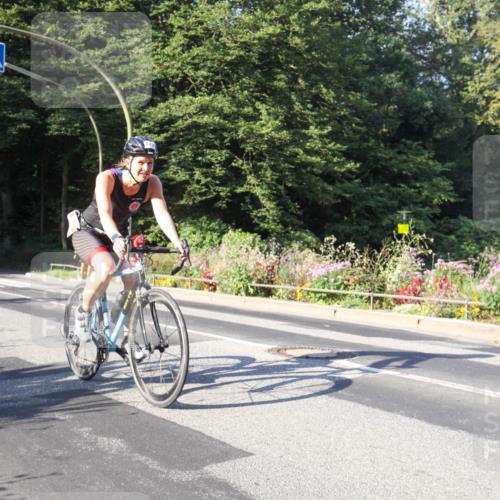 08.09.2024 - Stadtparktriathlon Zöllner http://msf.ph/oto/7039502 08.09.2024 09:21:22 Radfahren 64, 143, 162 meine-sportfotos.de