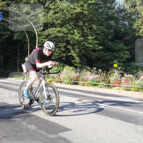 08.09.2024 - Stadtparktriathlon Zöllner http://msf.ph/oto/7039542 08.09.2024 09:22:52 Radfahren 95, 108, 117, 179 meine-sportfotos.de