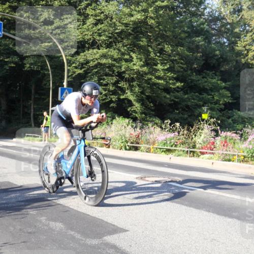 08.09.2024 - Stadtparktriathlon Zöllner http://msf.ph/oto/7039566 08.09.2024 09:24:05 Radfahren 97, 153, 174 meine-sportfotos.de