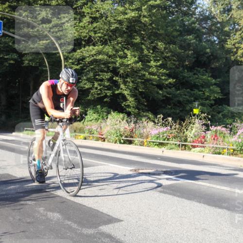 08.09.2024 - Stadtparktriathlon Zöllner http://msf.ph/oto/7039568 08.09.2024 09:24:09 Radfahren 97 meine-sportfotos.de