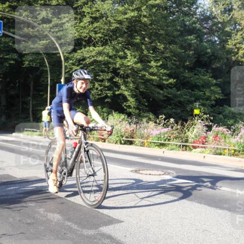 08.09.2024 - Stadtparktriathlon Zöllner http://msf.ph/oto/7039595 08.09.2024 09:25:33 Radfahren 128 meine-sportfotos.de