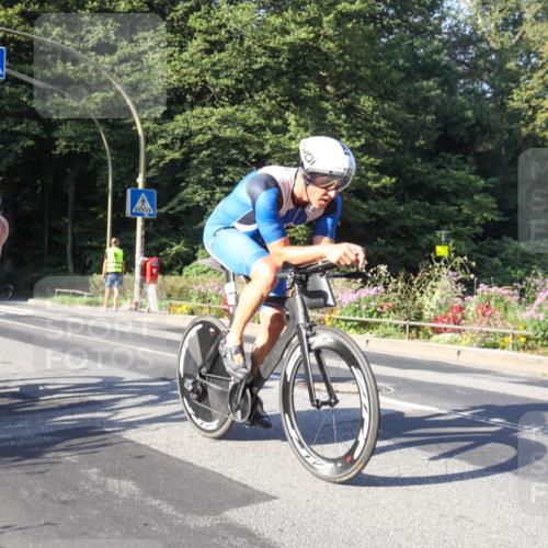 08.09.2024 - Stadtparktriathlon Zöllner http://msf.ph/oto/7039600 08.09.2024 09:25:48 Radfahren 102, 110 meine-sportfotos.de
