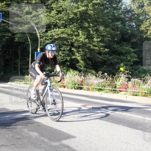 08.09.2024 - Stadtparktriathlon Zöllner http://msf.ph/oto/7039616 08.09.2024 09:26:07 Radfahren 156, 173 meine-sportfotos.de