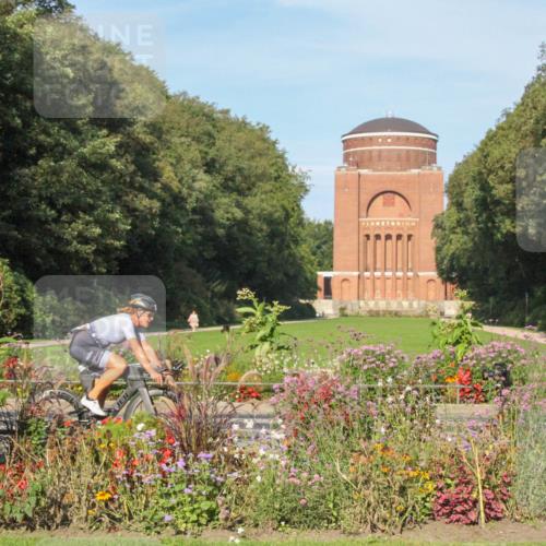 08.09.2024 - Stadtparktriathlon Zöllner http://msf.ph/oto/7039625 08.09.2024 09:38:11 Radfahren 151 meine-sportfotos.de