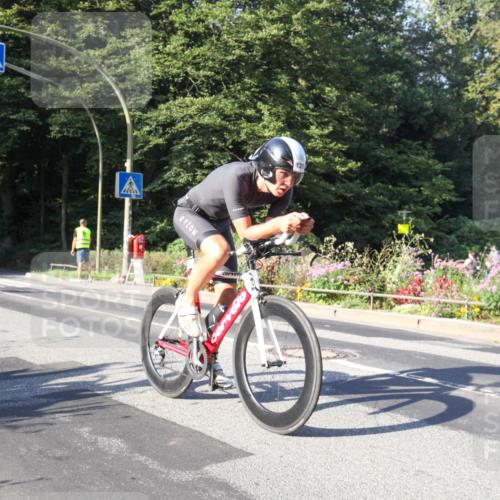 08.09.2024 - Stadtparktriathlon Zöllner http://msf.ph/oto/7039644 08.09.2024 09:26:53 Radfahren 104, 120 meine-sportfotos.de