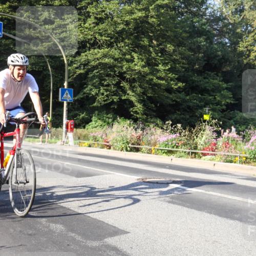 08.09.2024 - Stadtparktriathlon Zöllner http://msf.ph/oto/7039646 08.09.2024 09:26:54 Radfahren 104, 120 meine-sportfotos.de