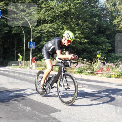 08.09.2024 - Stadtparktriathlon Zöllner http://msf.ph/oto/7039648 08.09.2024 09:26:59 Radfahren 93, 115 meine-sportfotos.de