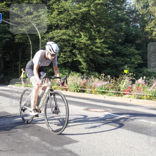 08.09.2024 - Stadtparktriathlon Zöllner http://msf.ph/oto/7039672 08.09.2024 09:28:03 Radfahren 152, 168 meine-sportfotos.de