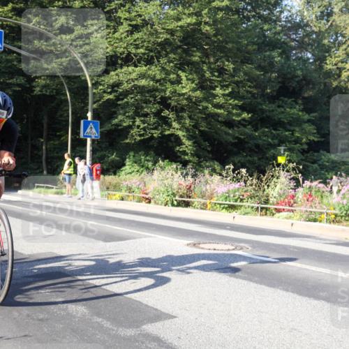08.09.2024 - Stadtparktriathlon Zöllner http://msf.ph/oto/7039699 08.09.2024 09:29:05 Radfahren 90, 99 meine-sportfotos.de