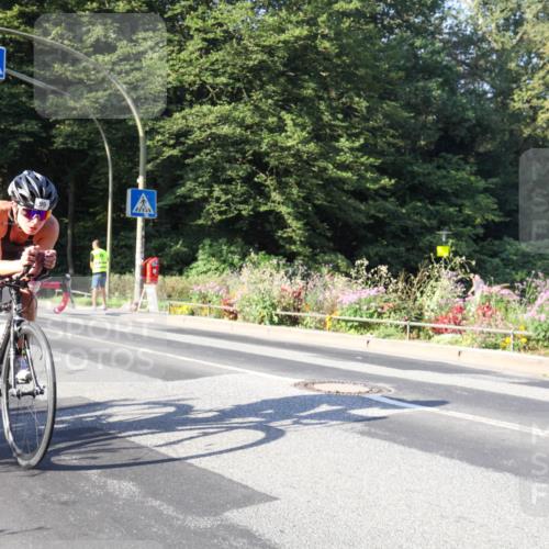 08.09.2024 - Stadtparktriathlon Zöllner http://msf.ph/oto/7039701 08.09.2024 09:29:07 Radfahren 90, 99 meine-sportfotos.de