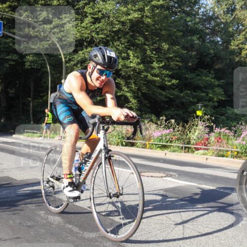 08.09.2024 - Stadtparktriathlon Zöllner http://msf.ph/oto/7039714 08.09.2024 09:29:42 Radfahren 94, 123 meine-sportfotos.de