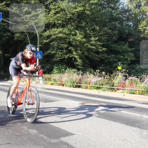 08.09.2024 - Stadtparktriathlon Zöllner http://msf.ph/oto/7039803 08.09.2024 09:33:02 Radfahren 101, 128, 169, 176 meine-sportfotos.de