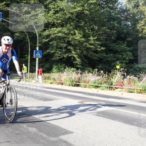 08.09.2024 - Stadtparktriathlon Zöllner http://msf.ph/oto/7039804 08.09.2024 09:33:04 Radfahren 101, 128, 176 meine-sportfotos.de