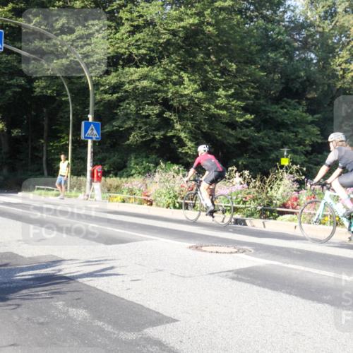 08.09.2024 - Stadtparktriathlon Zöllner http://msf.ph/oto/7039895 08.09.2024 09:37:25 Radfahren  meine-sportfotos.de