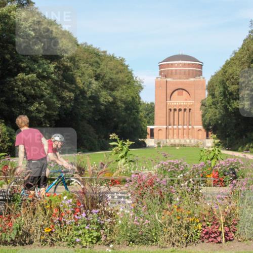 08.09.2024 - Stadtparktriathlon Zöllner http://msf.ph/oto/7039896 08.09.2024 09:49:03 Radfahren 201 meine-sportfotos.de