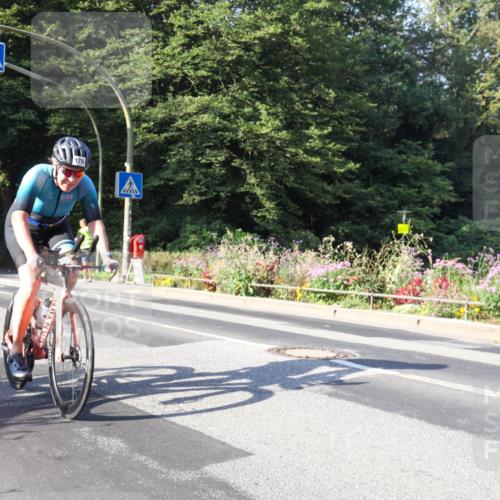08.09.2024 - Stadtparktriathlon Zöllner http://msf.ph/oto/7039928 08.09.2024 09:39:32 Radfahren 155, 175, 178 meine-sportfotos.de