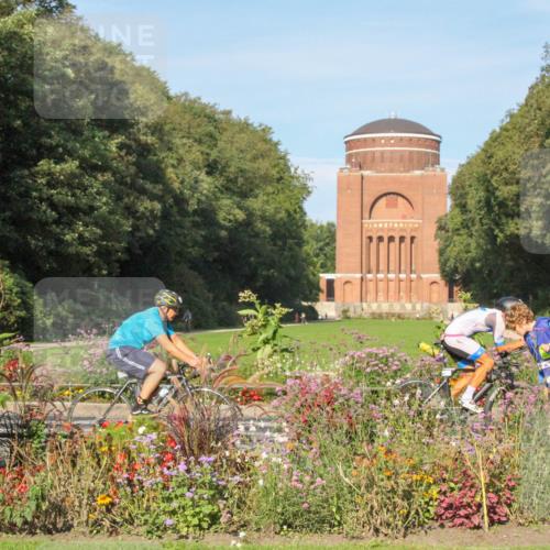 08.09.2024 - Stadtparktriathlon Zöllner http://msf.ph/oto/7039966 08.09.2024 09:51:46 Radfahren 193, 199, 200, 243 meine-sportfotos.de