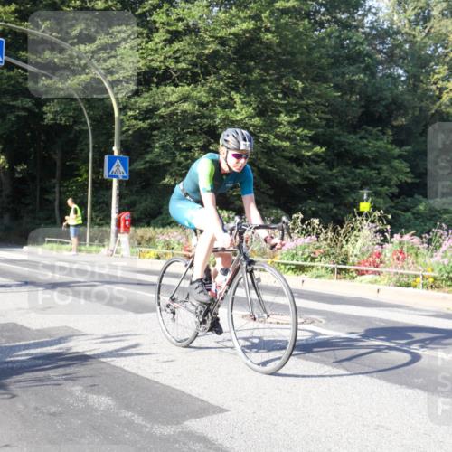 08.09.2024 - Stadtparktriathlon Zöllner http://msf.ph/oto/7039981 08.09.2024 09:42:15 Radfahren 148, 165 meine-sportfotos.de