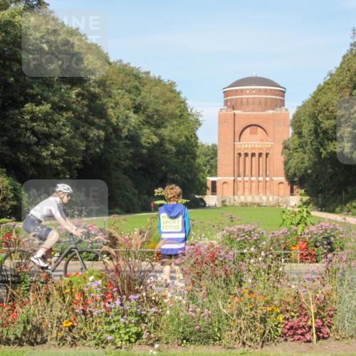 08.09.2024 - Stadtparktriathlon Zöllner http://msf.ph/oto/7039982 08.09.2024 09:52:13 Radfahren 188 meine-sportfotos.de