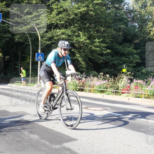 08.09.2024 - Stadtparktriathlon Zöllner http://msf.ph/oto/7039996 08.09.2024 09:43:01 Radfahren 166, 180 meine-sportfotos.de