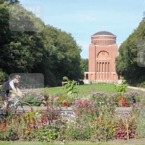 08.09.2024 - Stadtparktriathlon Zöllner http://msf.ph/oto/7040006 08.09.2024 09:52:52 Radfahren 141, 213, 215 meine-sportfotos.de