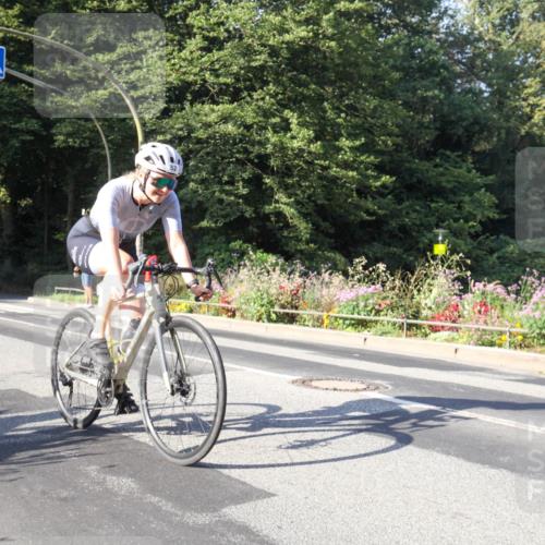 08.09.2024 - Stadtparktriathlon Zöllner http://msf.ph/oto/7040027 08.09.2024 09:44:06 Radfahren 52 meine-sportfotos.de