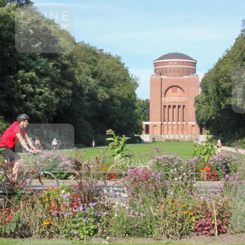 08.09.2024 - Stadtparktriathlon Zöllner http://msf.ph/oto/7040122 08.09.2024 09:57:14 Radfahren 202, 205, 246 meine-sportfotos.de