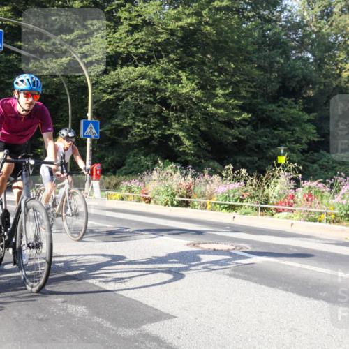 08.09.2024 - Stadtparktriathlon Zöllner http://msf.ph/oto/7040195 08.09.2024 09:50:59 Radfahren 211, 250, 256 meine-sportfotos.de