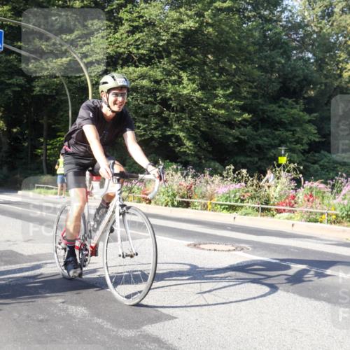 08.09.2024 - Stadtparktriathlon Zöllner http://msf.ph/oto/7040220 08.09.2024 09:52:06 Radfahren 207, 226, 259 meine-sportfotos.de