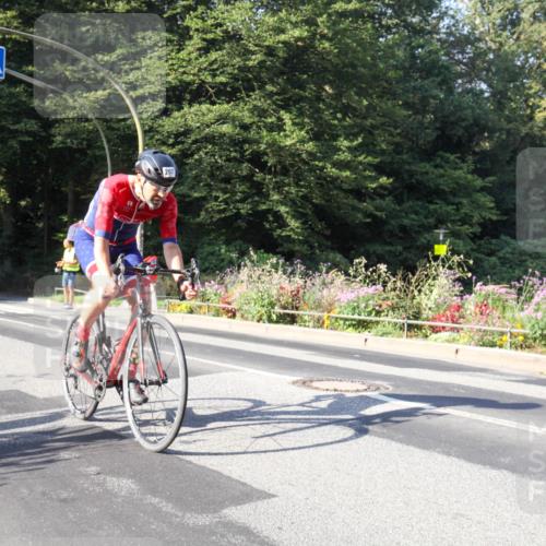 08.09.2024 - Stadtparktriathlon Zöllner http://msf.ph/oto/7040232 08.09.2024 09:52:25 Radfahren 257 meine-sportfotos.de
