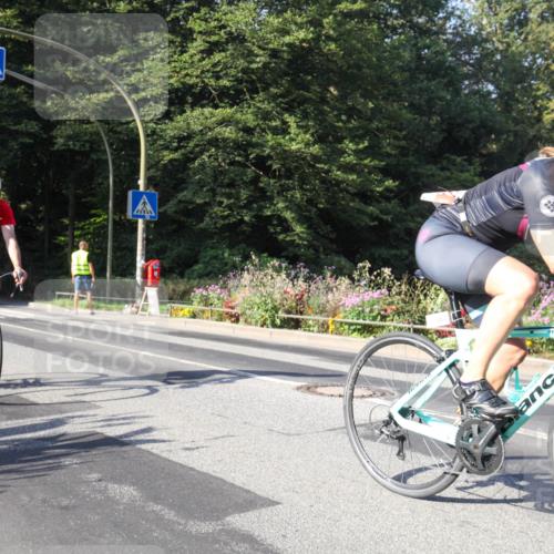 08.09.2024 - Stadtparktriathlon Zöllner http://msf.ph/oto/7040244 08.09.2024 09:52:42 Radfahren 220, 262 meine-sportfotos.de