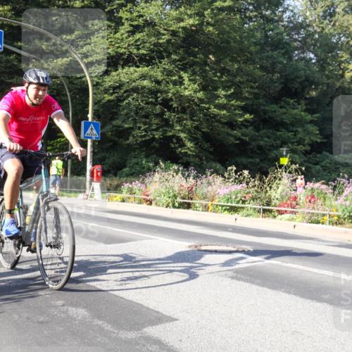 08.09.2024 - Stadtparktriathlon Zöllner http://msf.ph/oto/7040250 08.09.2024 09:52:51 Radfahren 141, 213, 215 meine-sportfotos.de