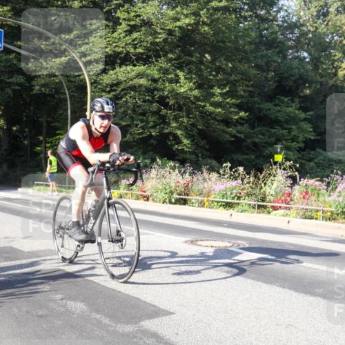 08.09.2024 - Stadtparktriathlon Zöllner http://msf.ph/oto/7040257 08.09.2024 09:53:12 Radfahren 245, 255 meine-sportfotos.de