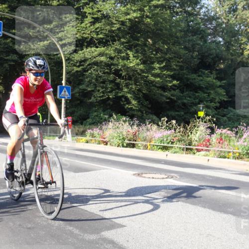 08.09.2024 - Stadtparktriathlon Zöllner http://msf.ph/oto/7040261 08.09.2024 09:53:26 Radfahren 196, 212, 222 meine-sportfotos.de